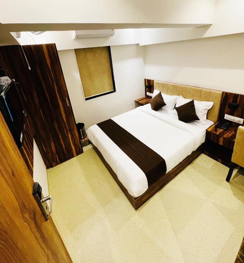 Hotel Hilton Suites — Photos 3